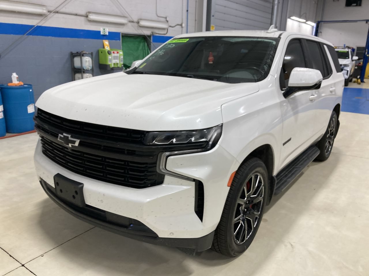 Used 2023 Chevrolet Tahoe RST w/ RST Performance Edition AWD/4WD image 3