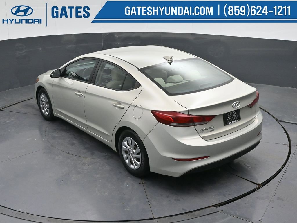 Used 2017 Hyundai Elantra SE w/ Cargo Package image 50