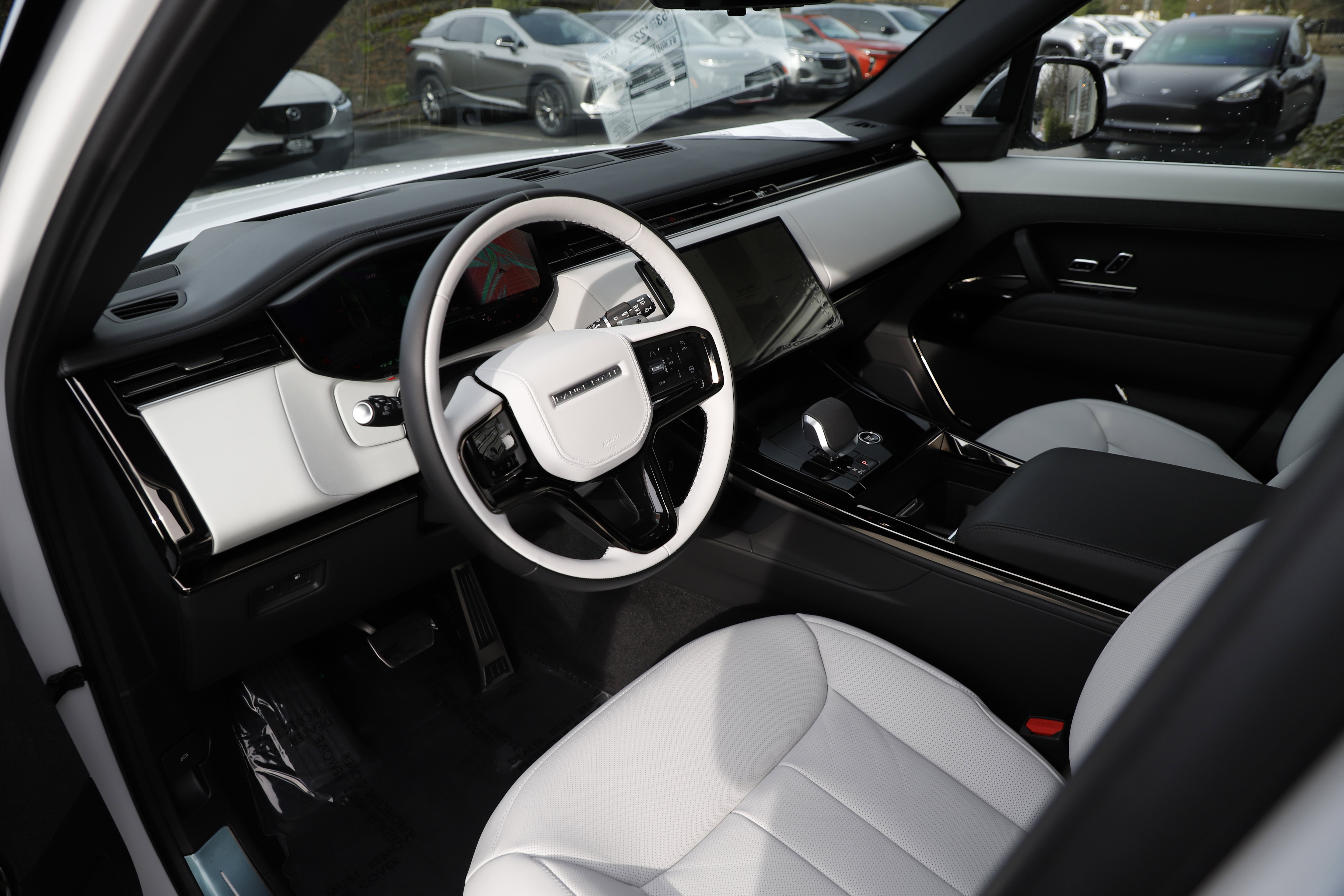 New 2026 Land Rover Range Rover Sport Dynamic SE AWD/4WD image 23