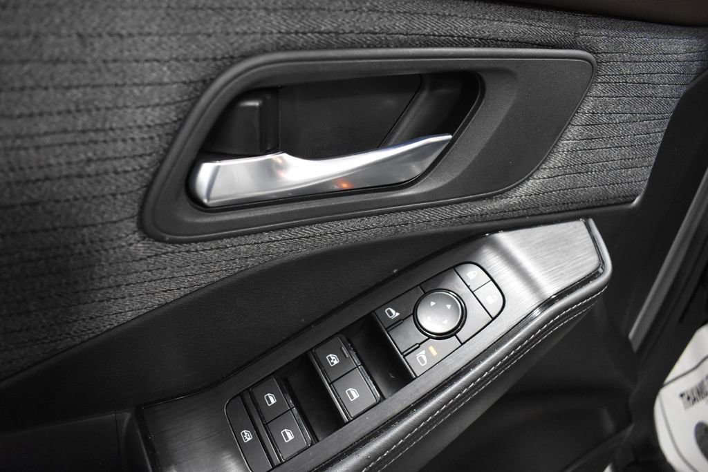 Used 2023 Nissan Rogue SV image 15