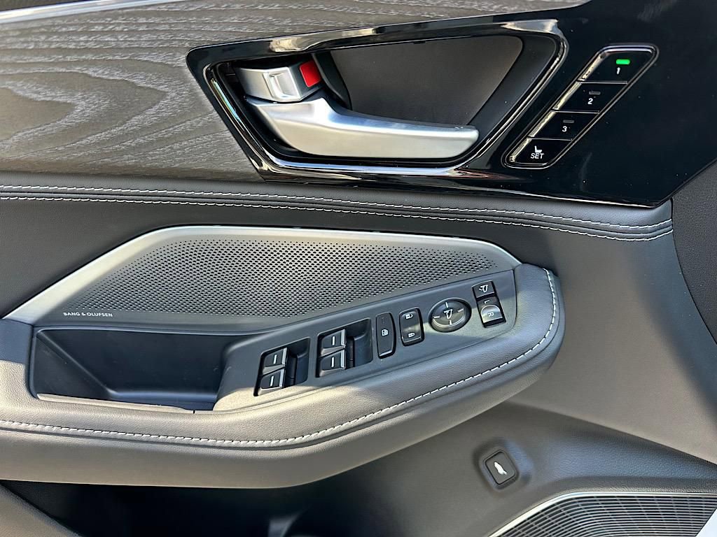 New 2026 Acura MDX w/ Advance Package image 10