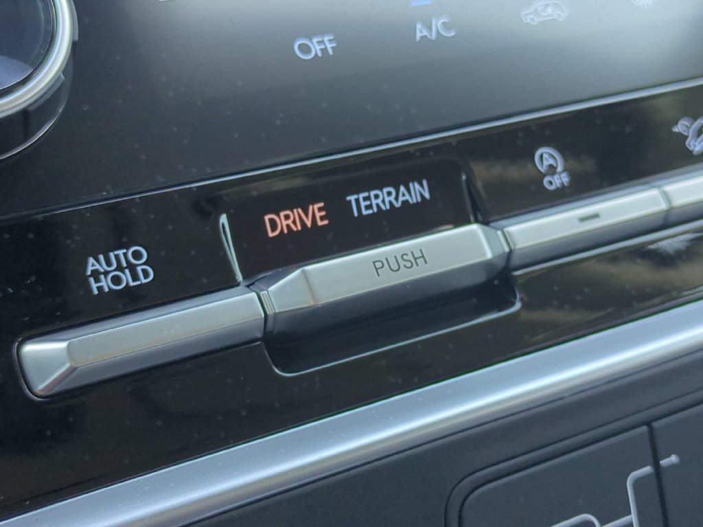 New 2027 Hyundai Santa Fe XRT AWD/4WD image 32