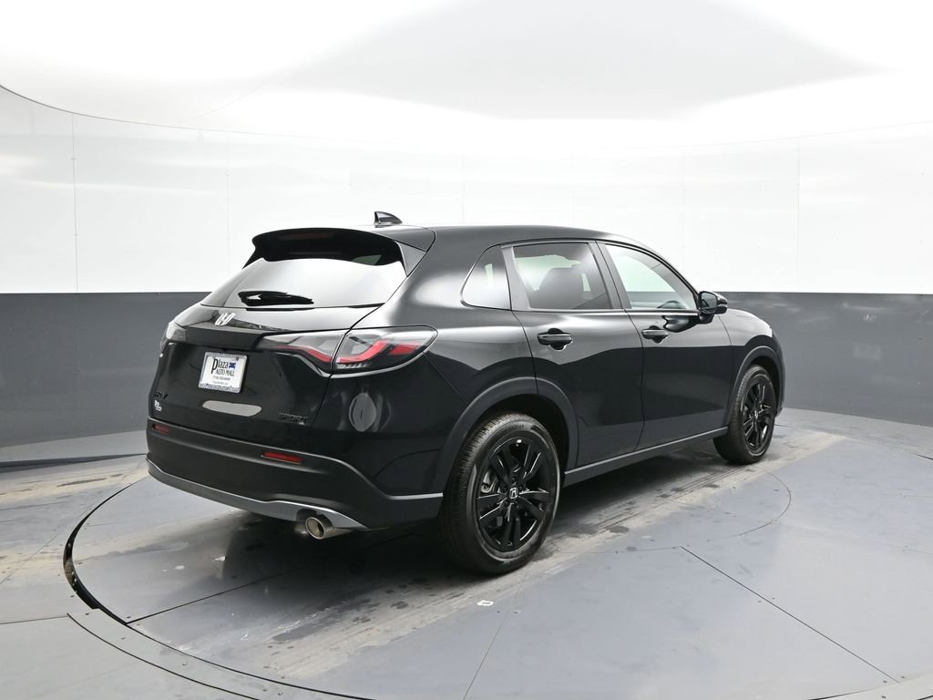 Certified 2026 Honda HR-V Sport image 6