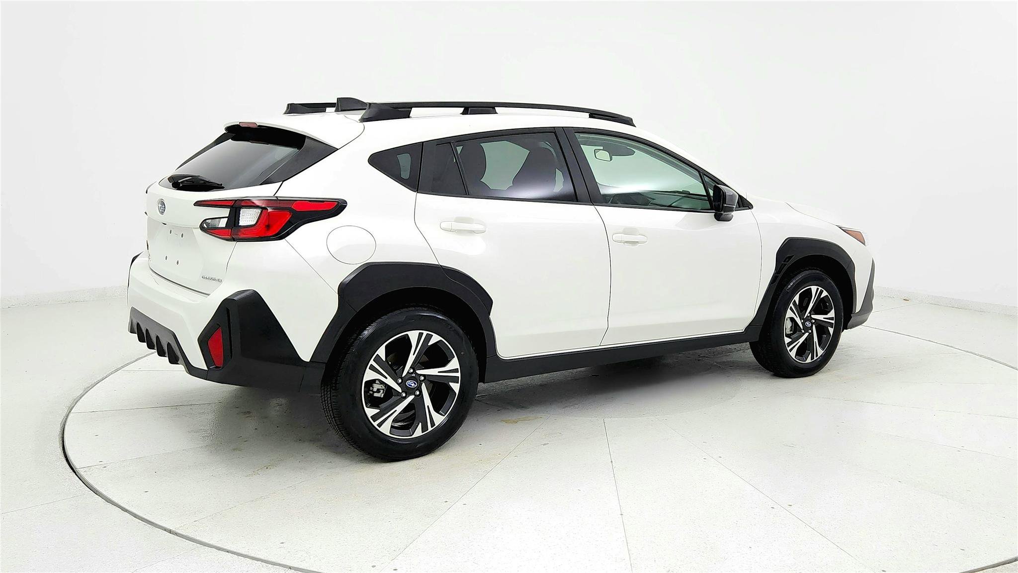 Used 2025 Subaru Crosstrek 2.0i Premium AWD/4WD image 5