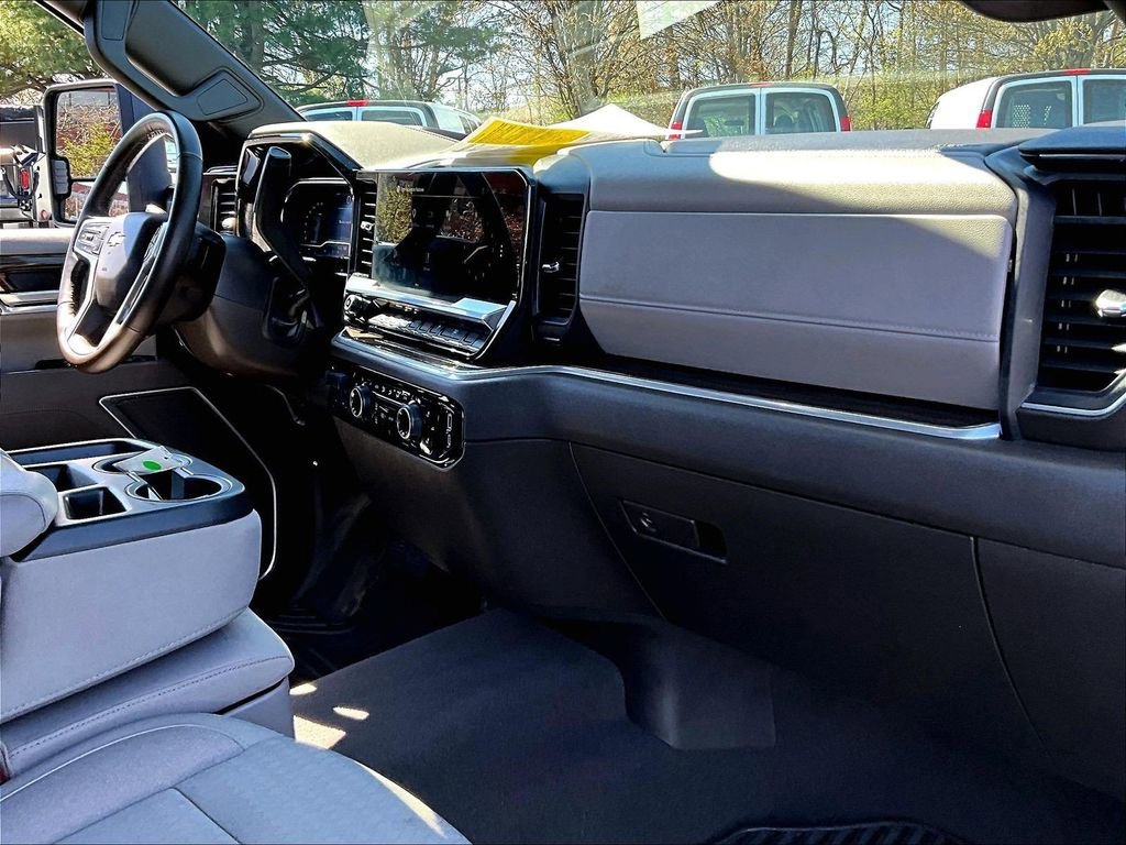 Used 2025 Chevrolet Silverado 2500 LT w/ Convenience Package AWD/4WD image 21