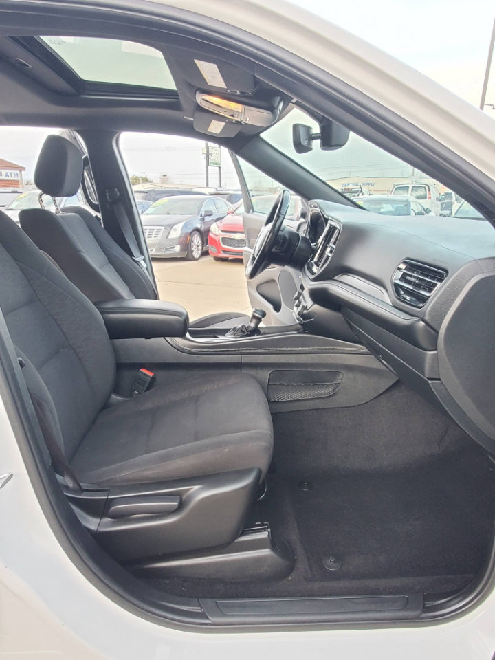 Used 2022 Dodge Durango SXT w/ Blacktop Package image 17