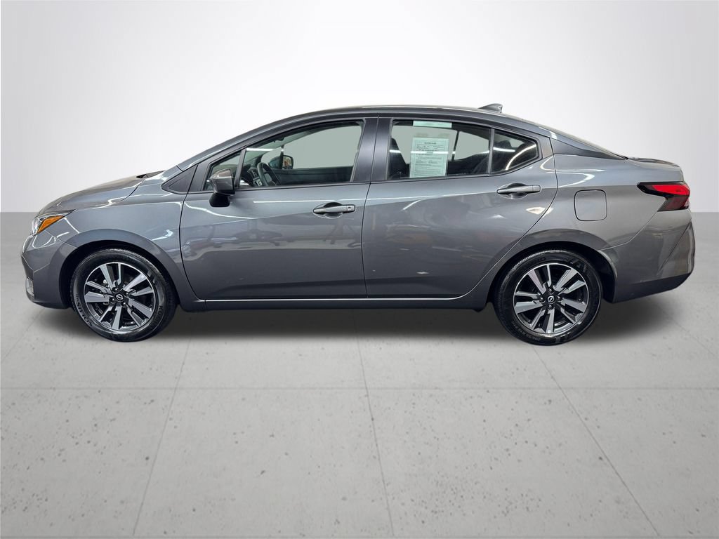Used 2025 Nissan Versa SV FWD image 3