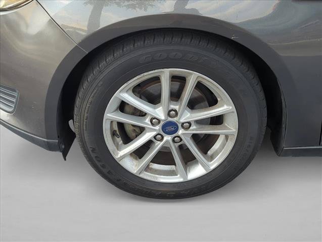 Used 2017 Ford Focus SE FWD image 29