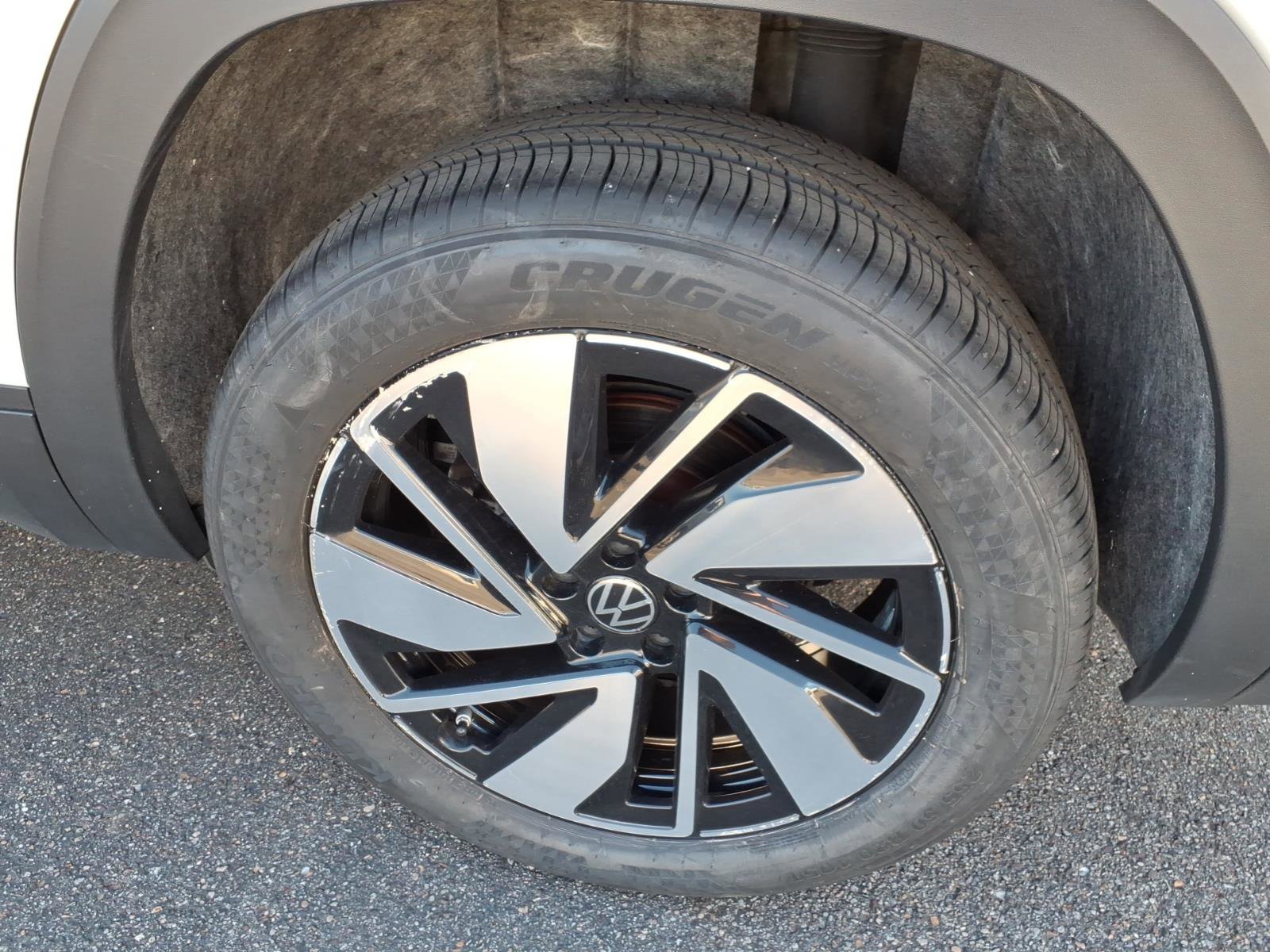 Used 2024 Volkswagen Atlas SEL Premium R-Line AWD/4WD image 14