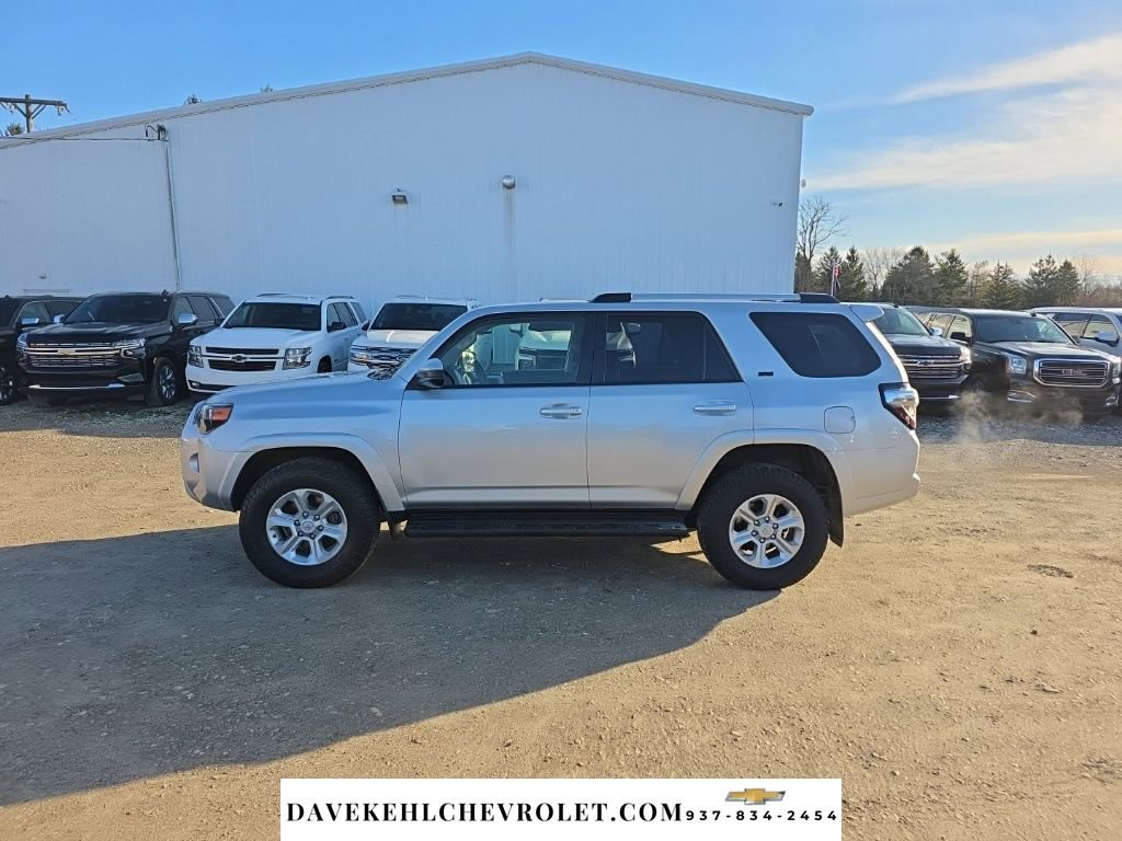 Used 2021 Toyota 4Runner SR5 image 2