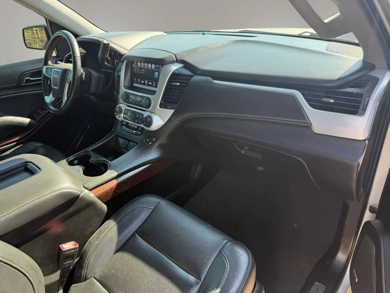 Used 2019 GMC Yukon SLT w/ Open Road Package RWD image 16
