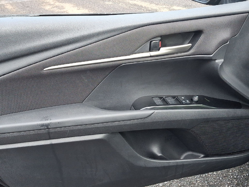 Certified 2025 Toyota Camry LE FWD image 13