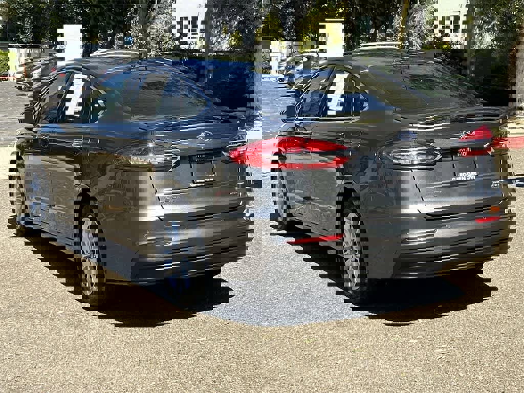 Used 2020 Ford Fusion Energi Titanium image 14