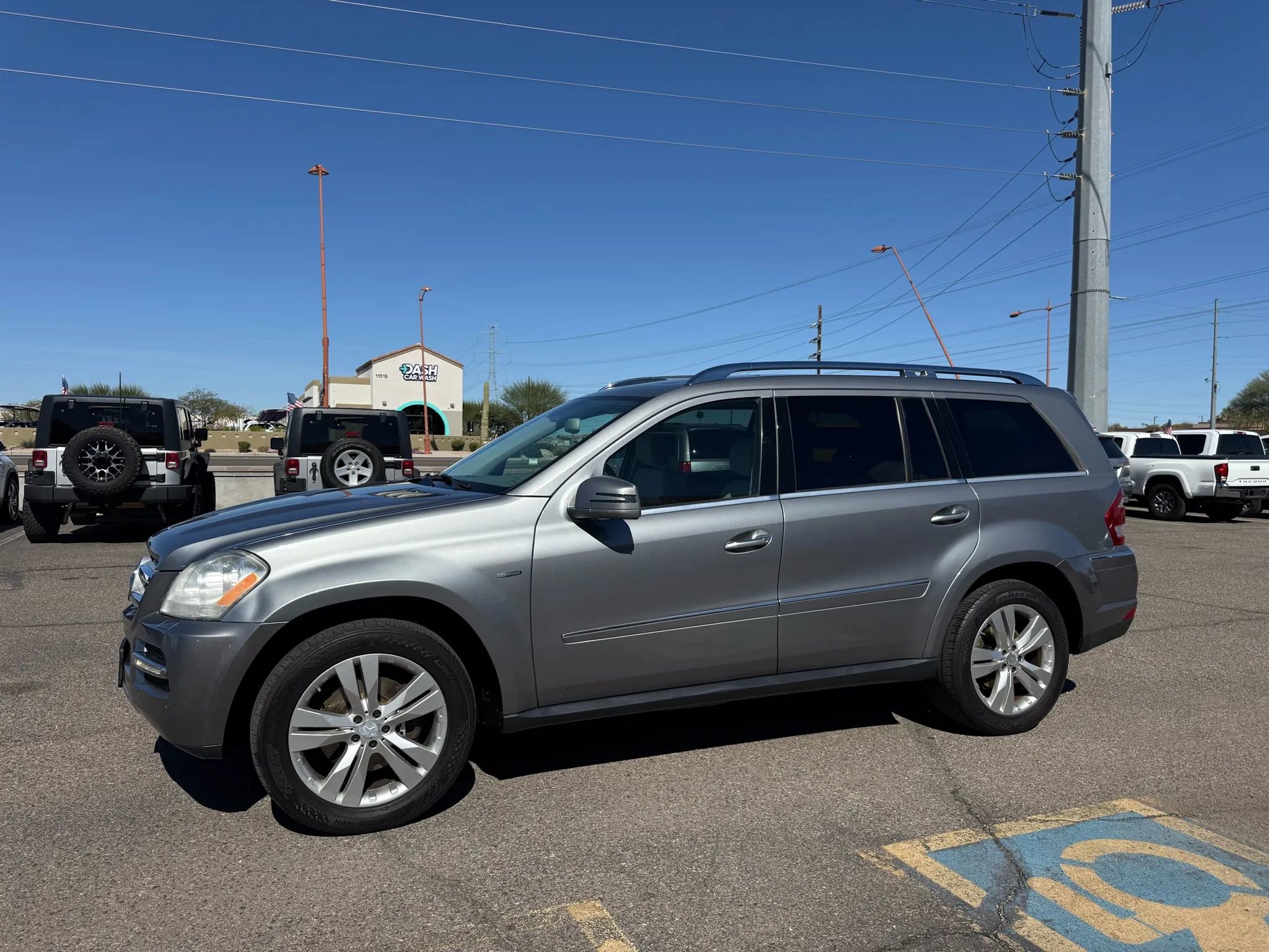 Used 2012 Mercedes-Benz GL 320 BlueTEC 4MATIC image 5