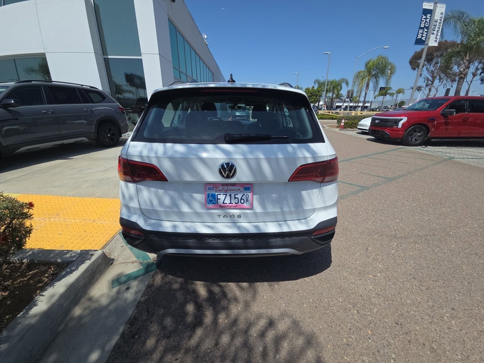 Used 2023 Volkswagen Taos S FWD image 7