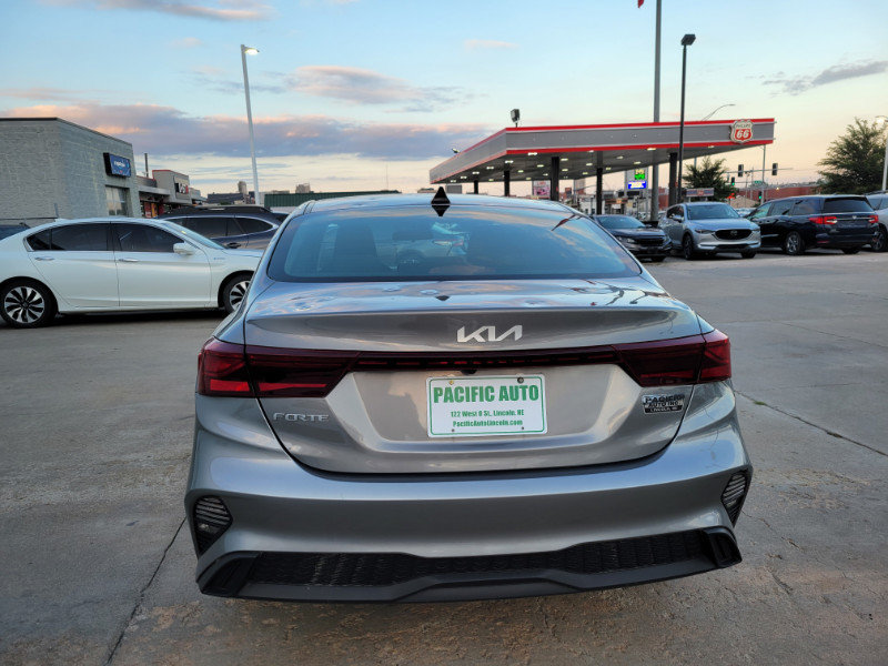Used 2023 Kia Forte LXS FWD image 7