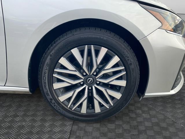 Used 2024 Nissan Altima 2.5 SV image 33