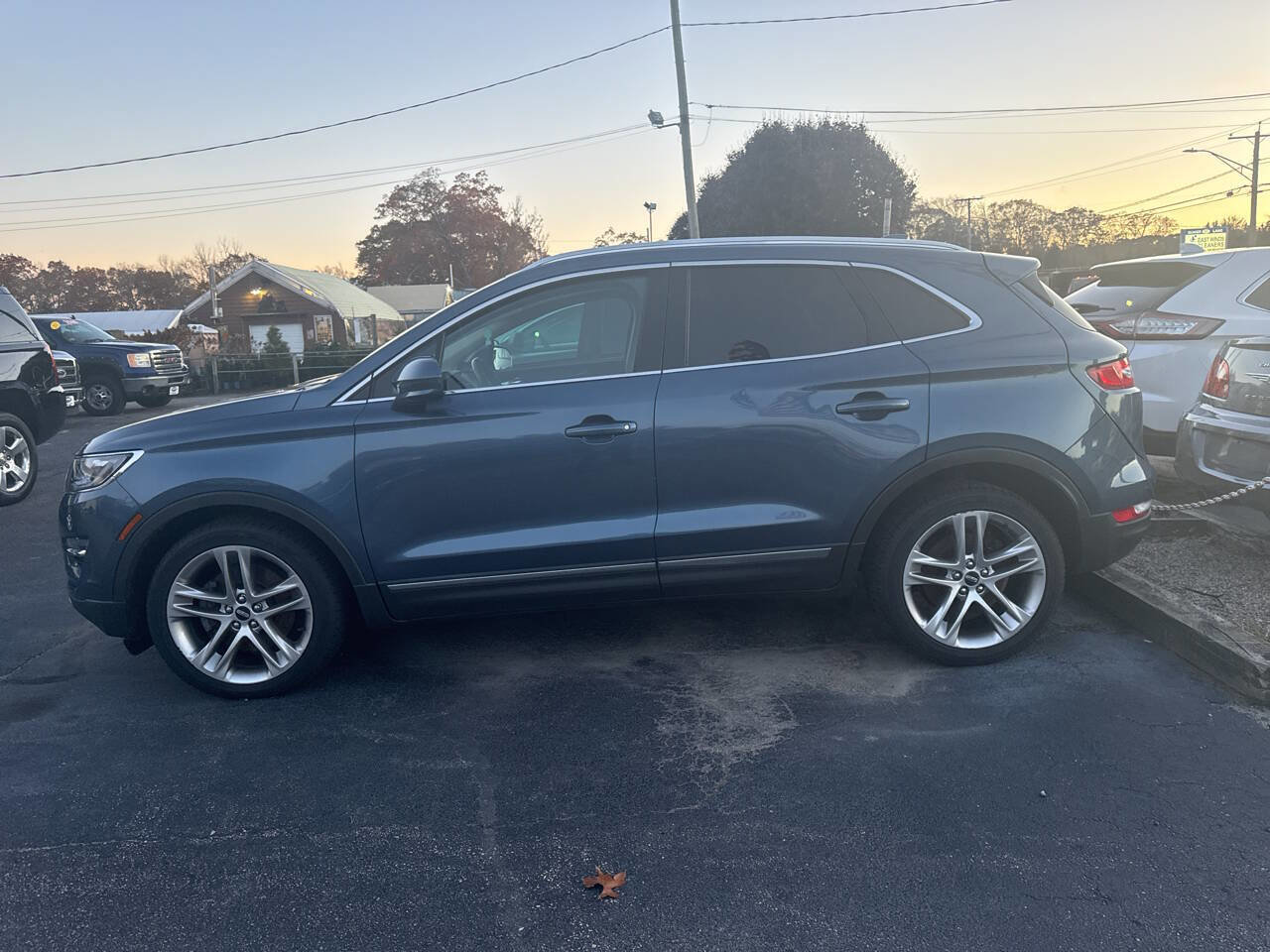 Used 2018 Lincoln MKC Reserve w/ Lincoln MKC Climate Package AWD/4WD image 12