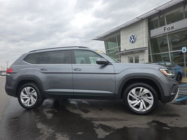 Used 2023 Volkswagen Atlas SE w/ Panoramic Sunroof Package