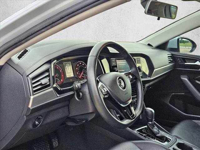 Used 2019 Volkswagen Jetta SE FWD image 10