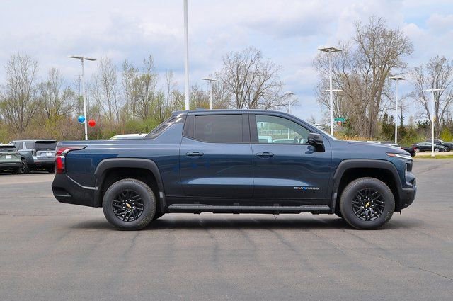 New 2025 Chevrolet Silverado EV LT AWD/4WD image 2