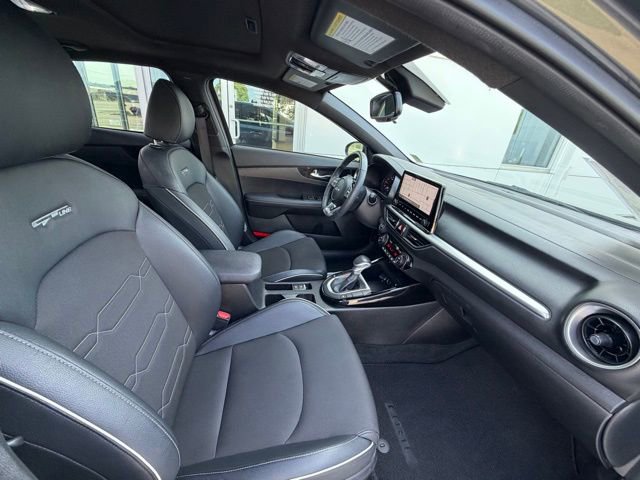 Used 2024 Kia Forte GT-Line w/ GT-Line Premium Package FWD image 33