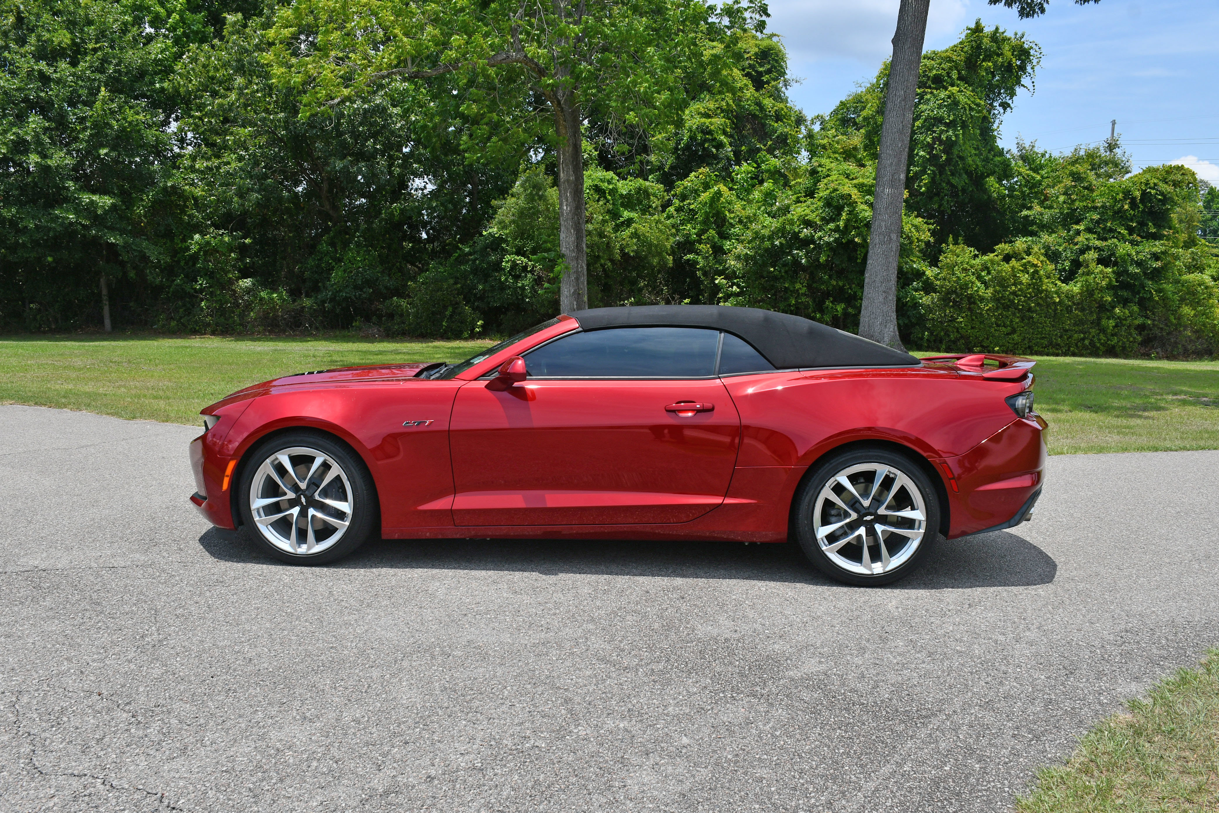 Used 2022 Chevrolet Camaro LT w/ RS Package RWD image 2