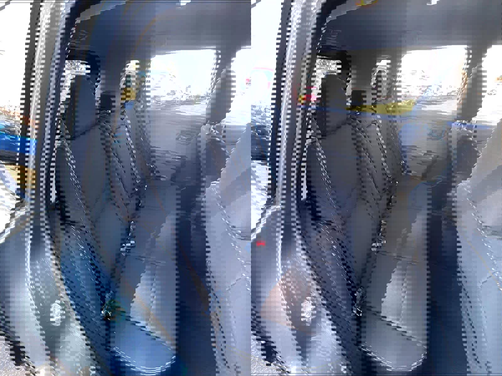 Used 2023 Nissan Rogue S image 28