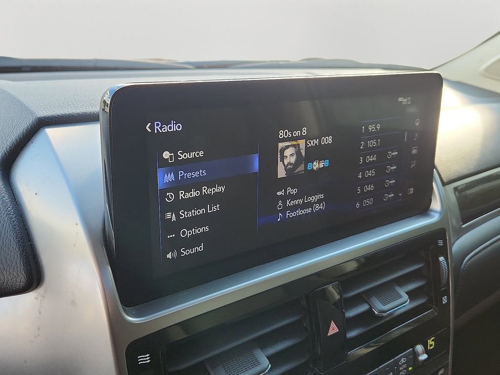 Used 2022 Lexus GX 460 Premium w/ Premium Plus Package image 15