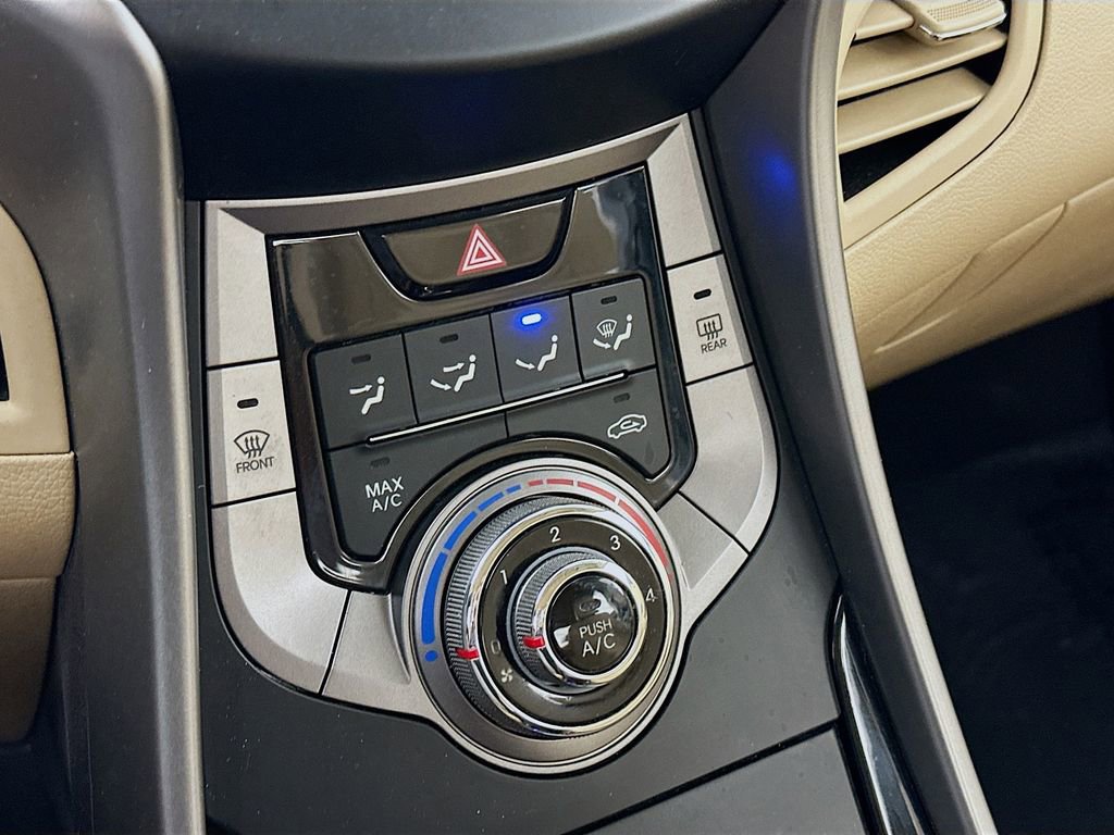 Used 2013 Hyundai Elantra GLS image 19