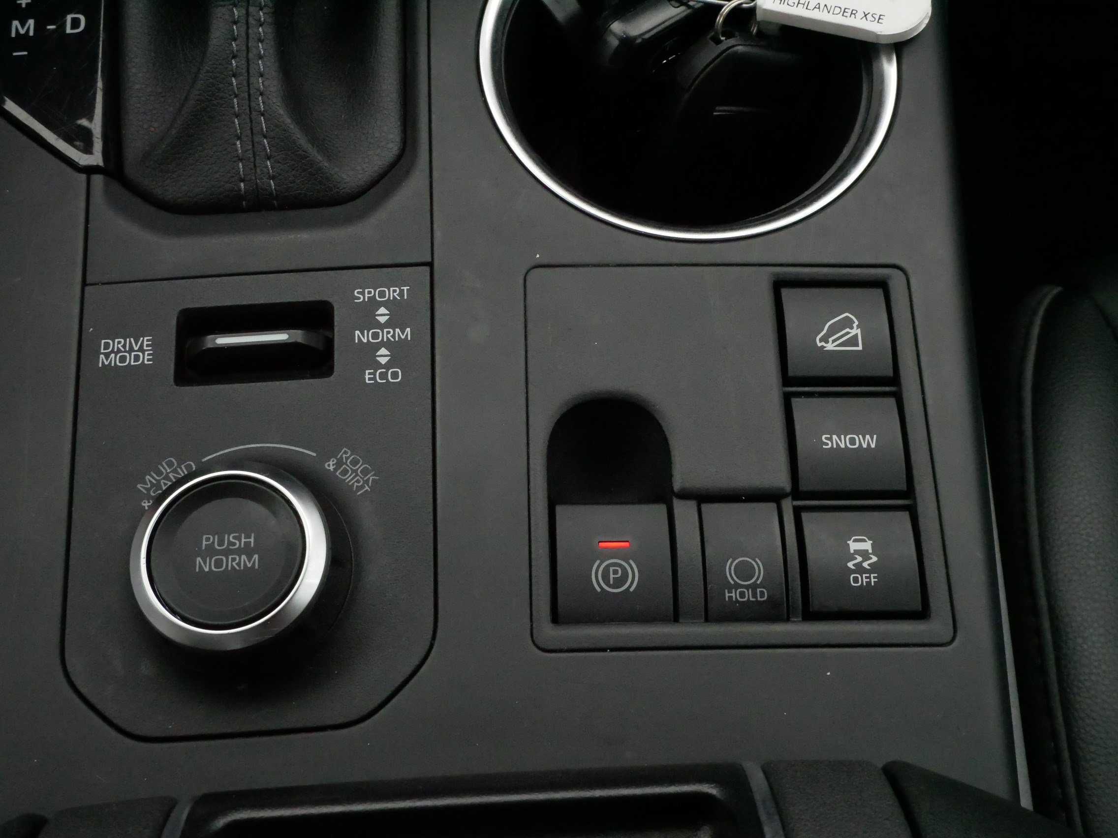 Certified 2025 Toyota Highlander XSE AWD/4WD image 25