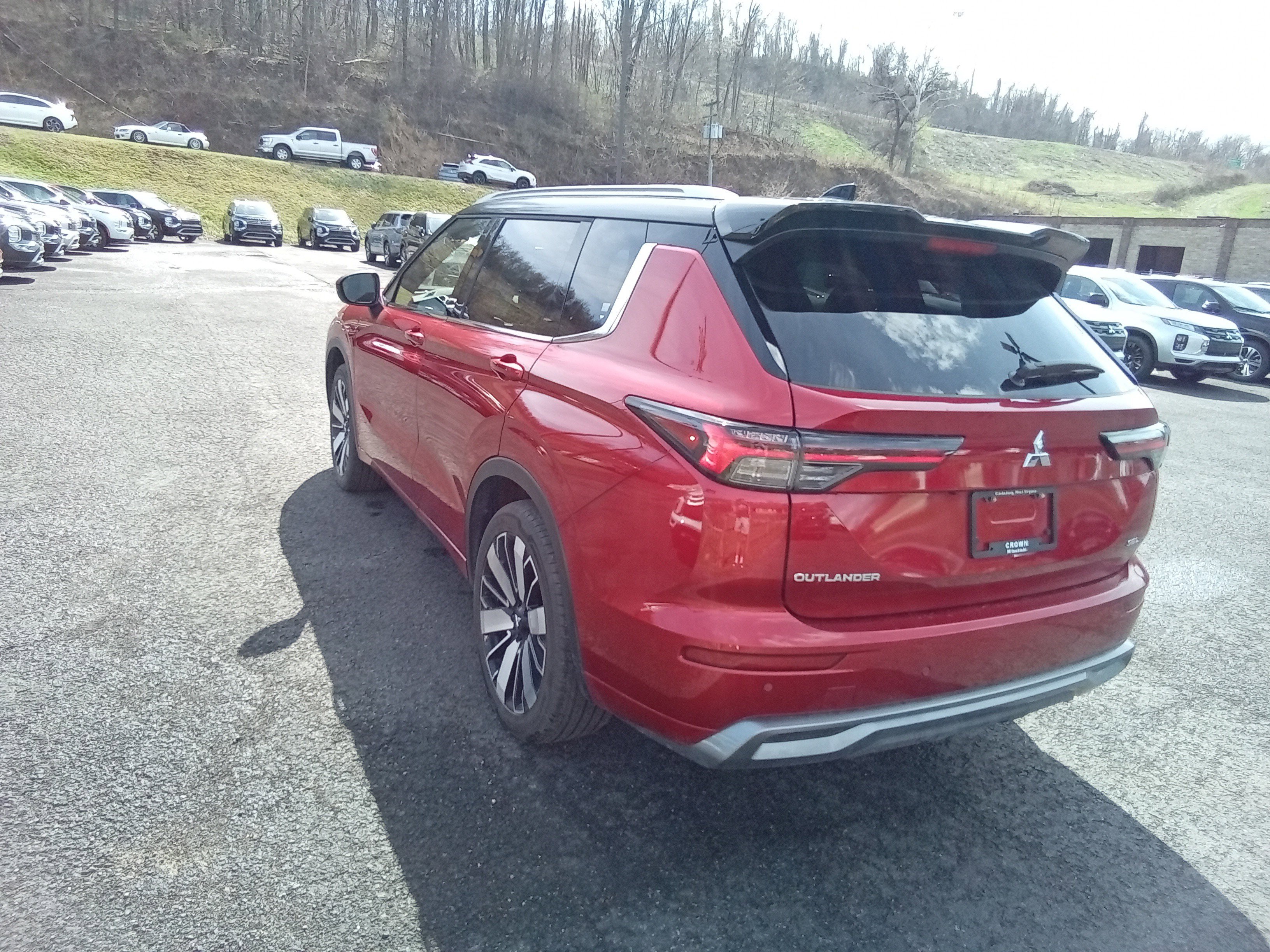 Used 2026 Mitsubishi Outlander SEL image 6