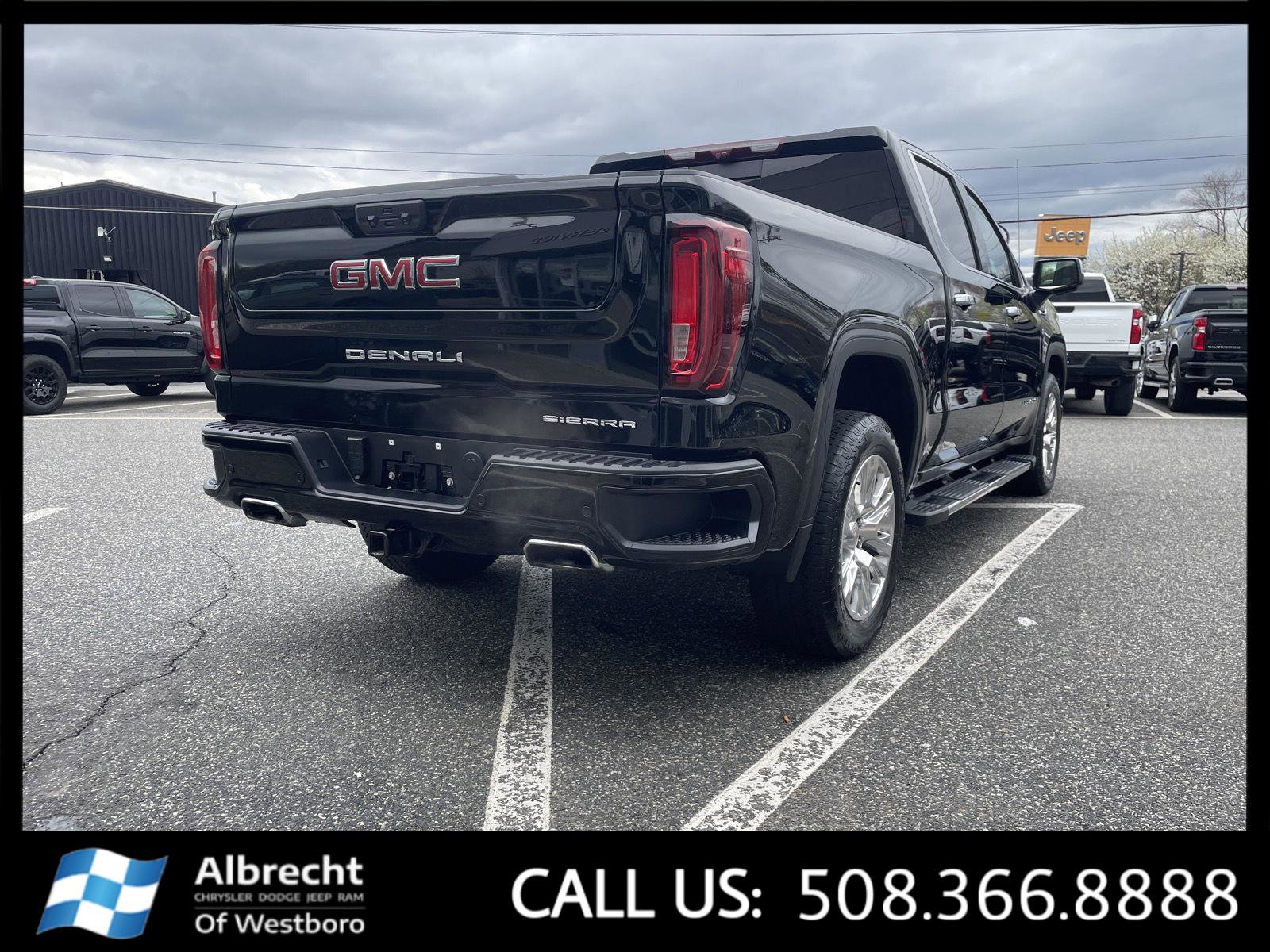 Used 2023 GMC Sierra 1500 Denali w/ Technology Package image 5