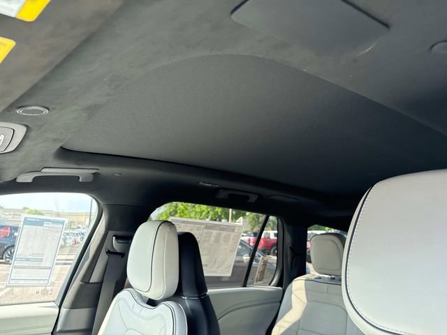 New 2025 Lincoln Aviator Black Label w/ Jet Appearance Package image 26