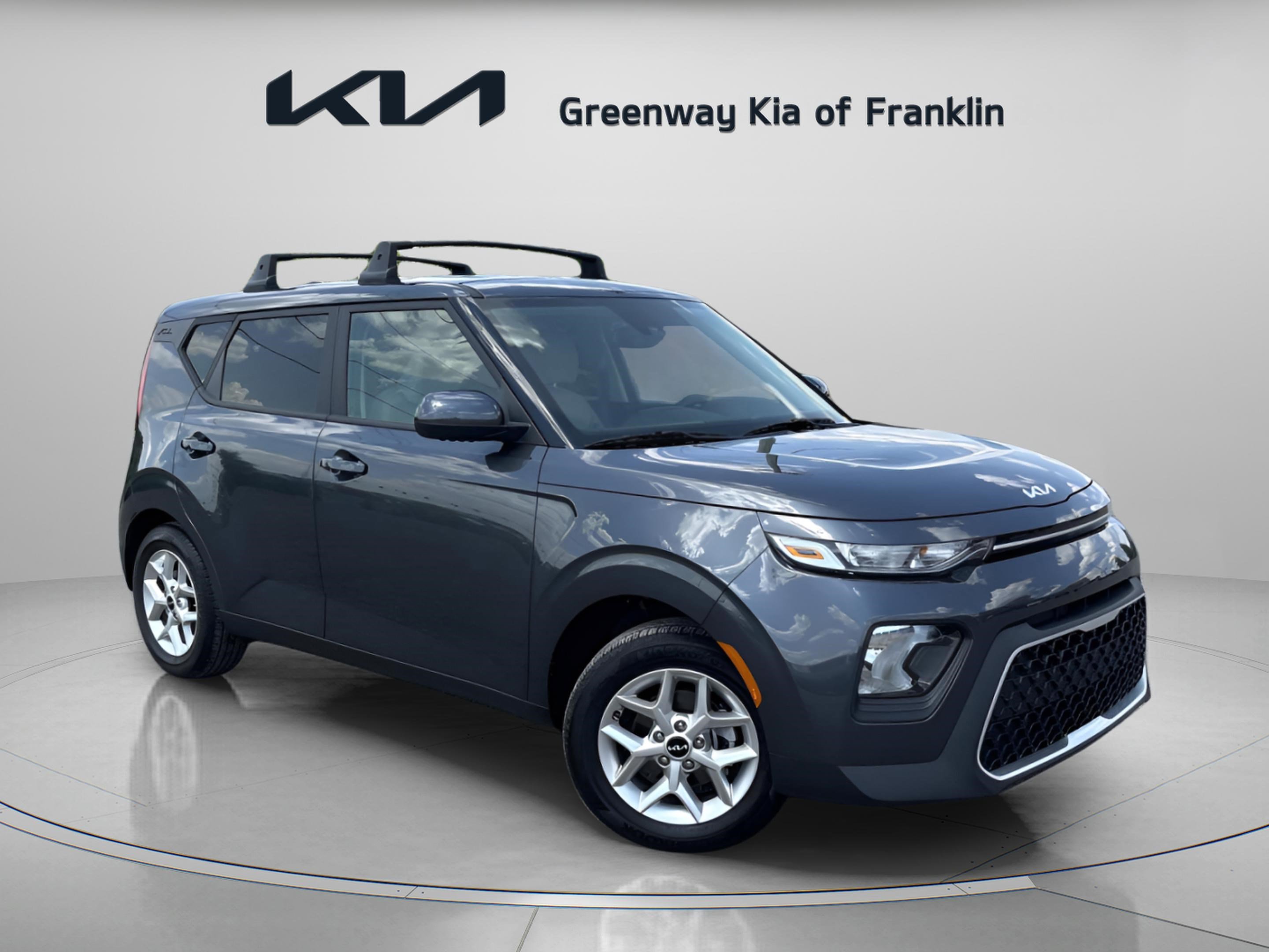 Used 2022 Kia Soul S FWD image 1