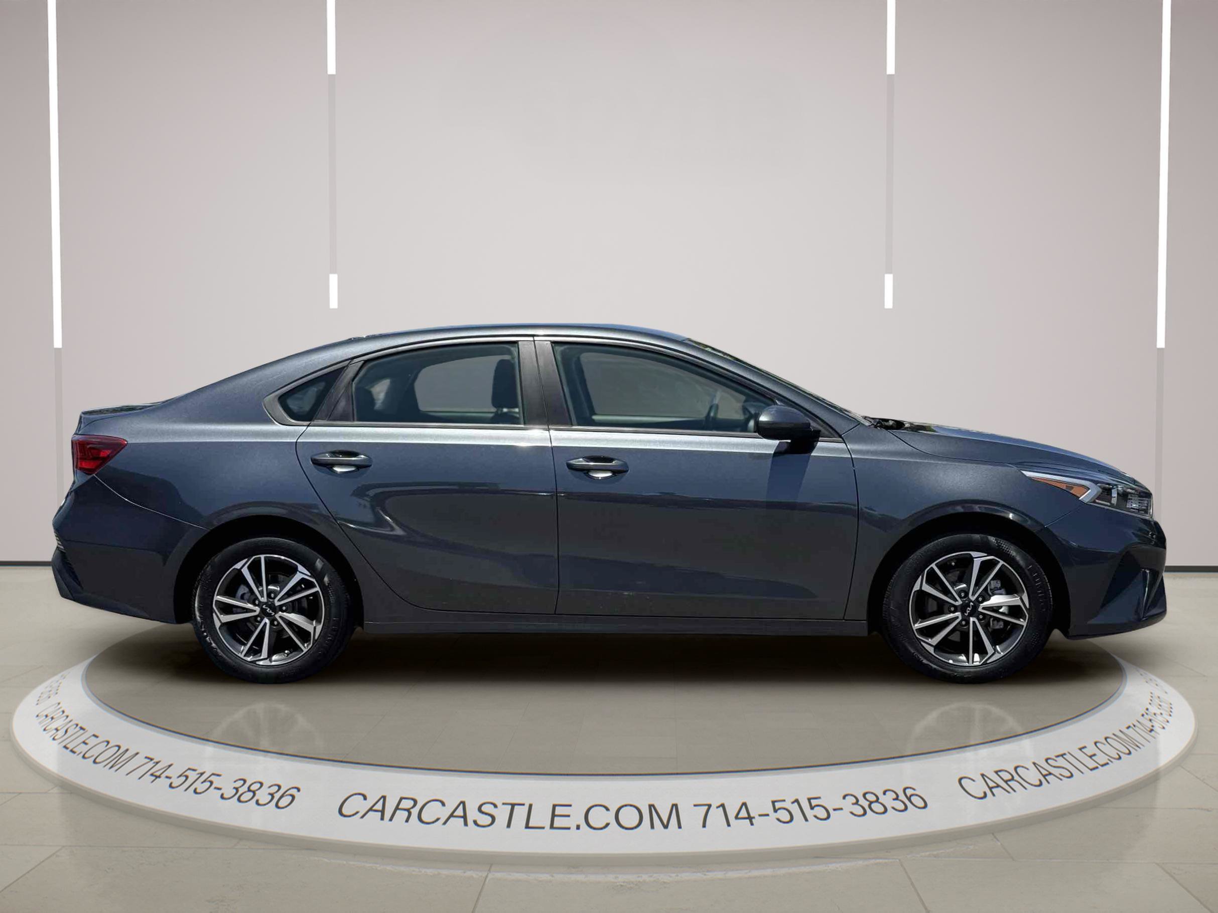 Used 2022 Kia Forte LXS FWD image 7