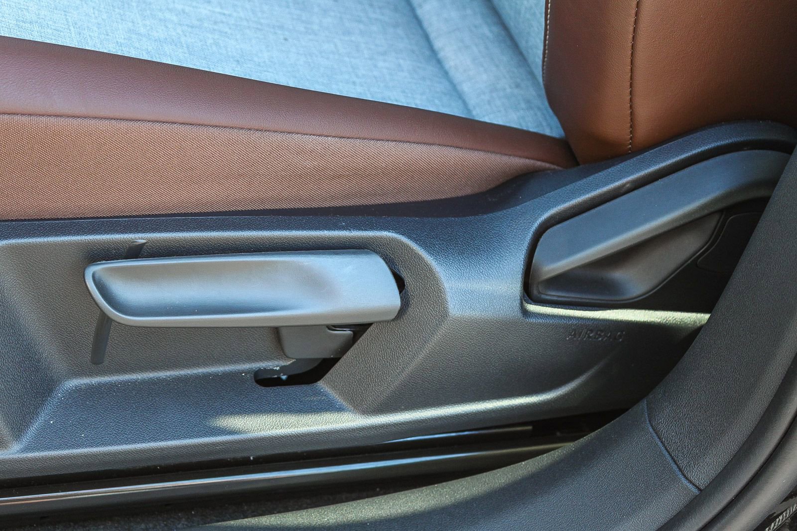 Used 2023 Volkswagen ID.4 Pro image 22