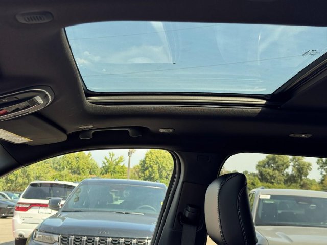 New 2027 Jeep Grand Cherokee L Limited w/ Limited Altitude Package AWD/4WD image 20