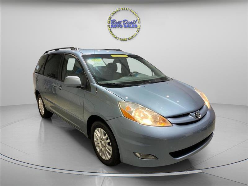 Used 2009 Toyota Sienna FWD image 5