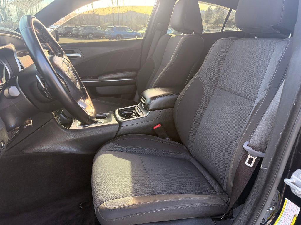 Used 2017 Dodge Charger R/T image 13