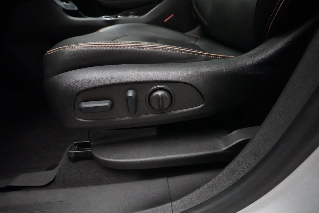 Used 2022 GMC Terrain AT4 w/ Infotainment Package II AWD/4WD image 29