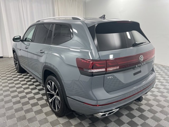 Used 2025 Volkswagen Atlas SEL Premium R-Line image 6