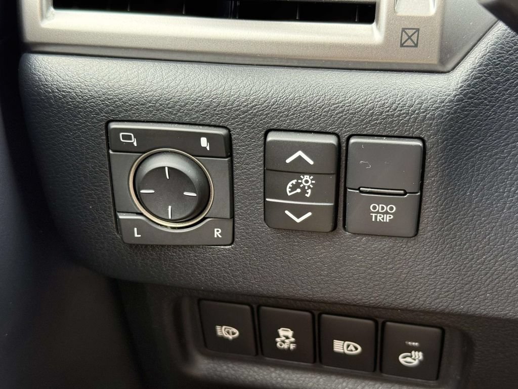 Used 2023 Lexus GX 460 Premium w/ Premium Package AWD/4WD image 23