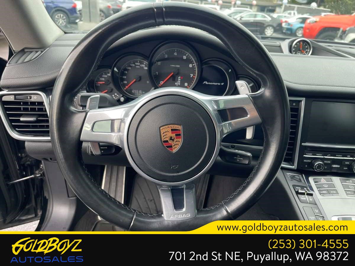 Used 2016 Porsche Panamera 4 AWD/4WD image 24