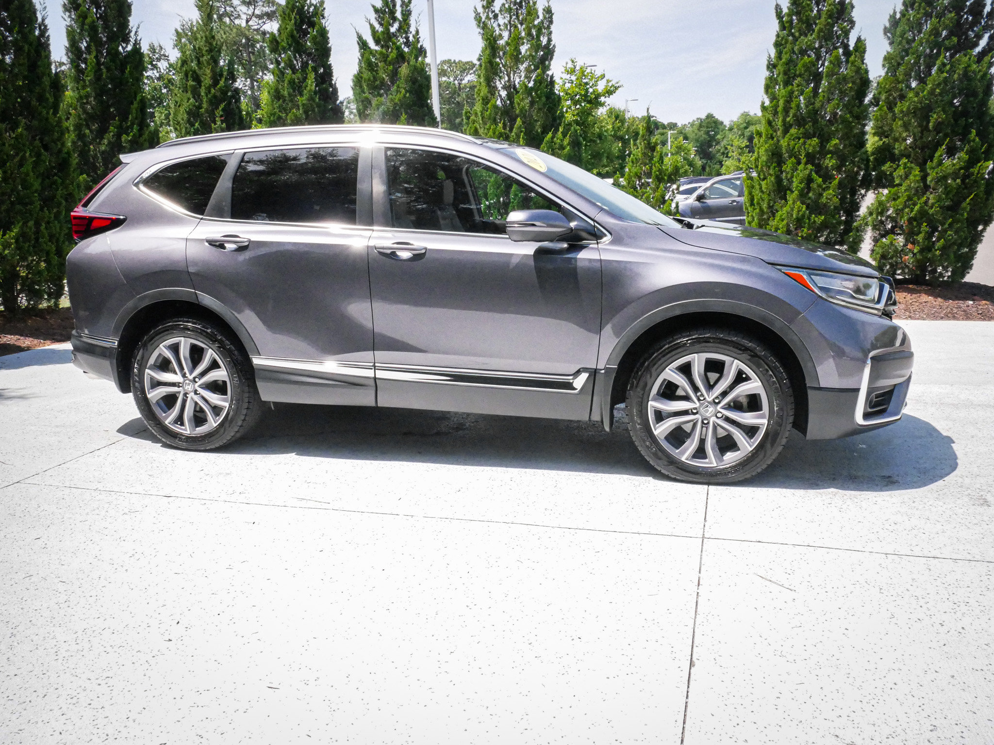 Used 2020 Honda CR-V Touring image 11
