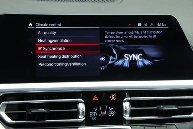 Used 2021 BMW M4 Competition w/ M Carbon Exterior Package RWD image 28