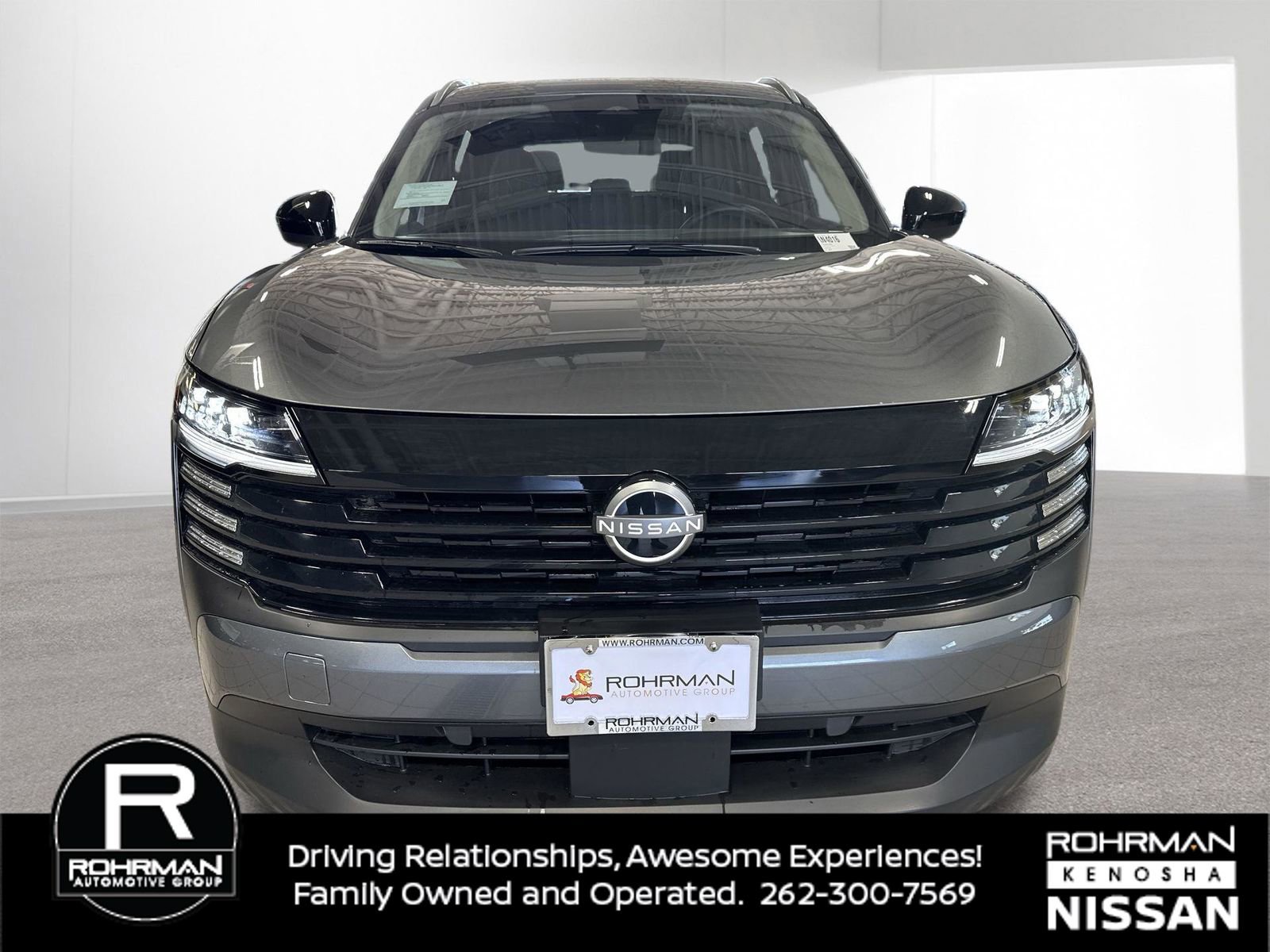 Used 2025 Nissan Kicks SV AWD/4WD image 9