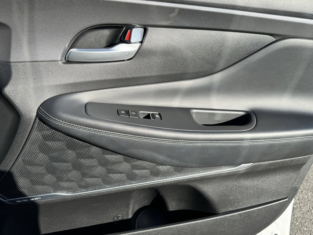 Used 2023 Hyundai Santa Fe Limited image 30