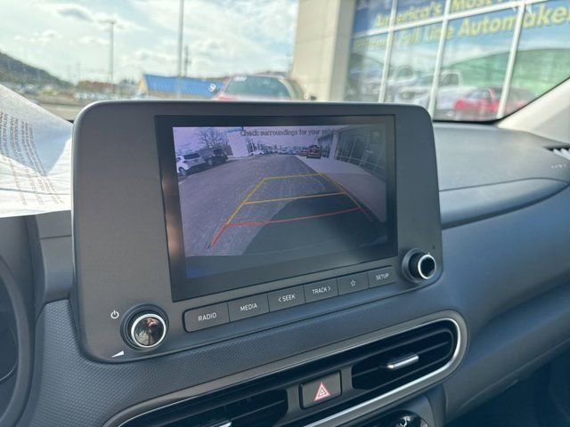 Used 2022 Hyundai Kona SEL image 14