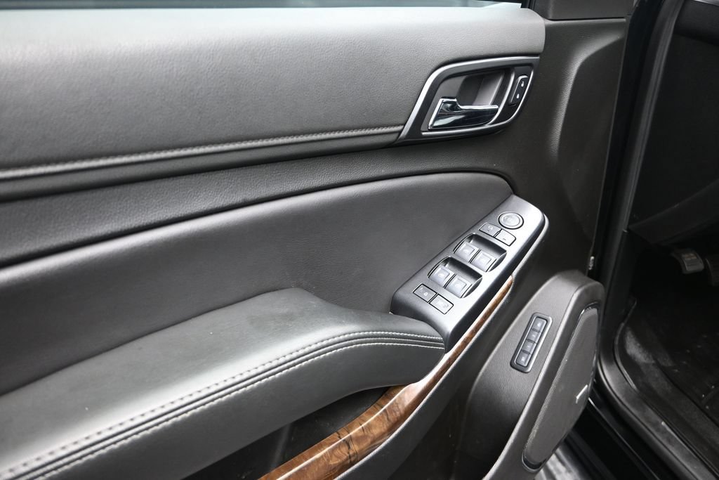 Used 2020 Chevrolet Tahoe LT RWD image 11